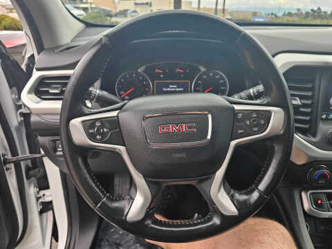 2020 GMC Acadia SLT