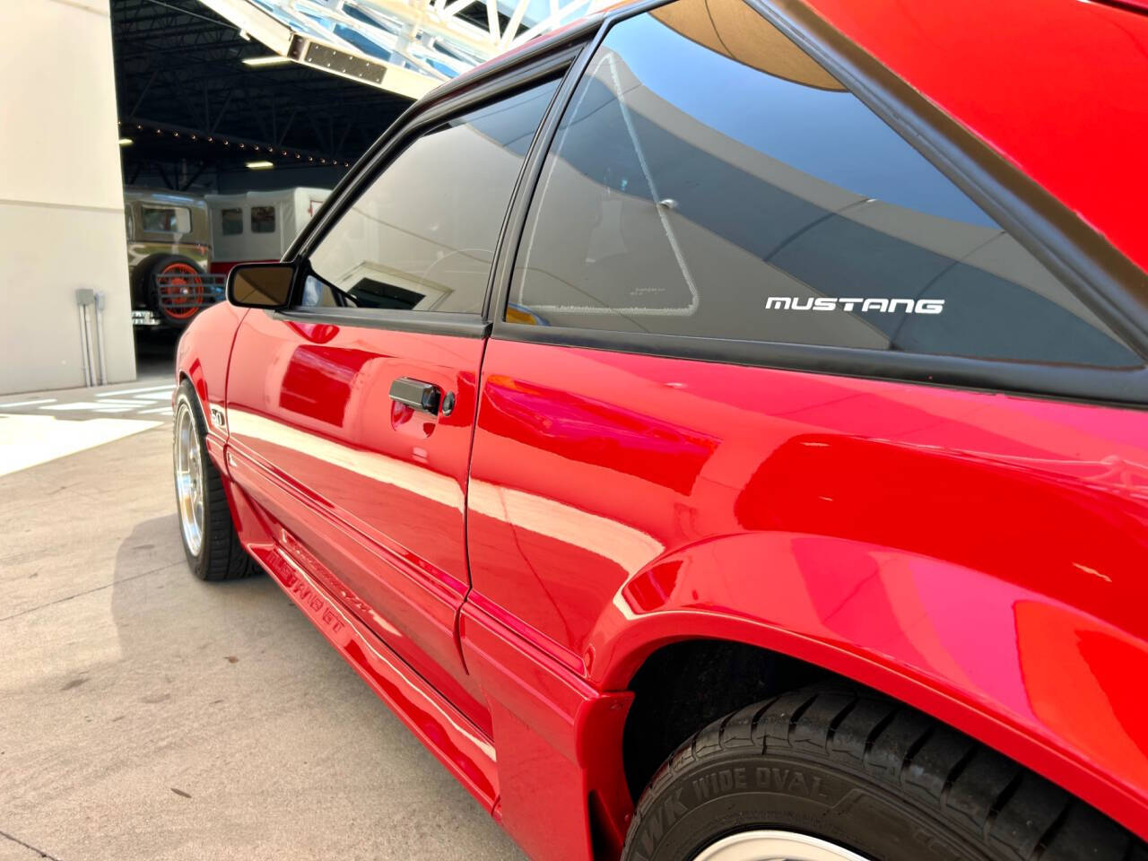1989 Ford Mustang 15