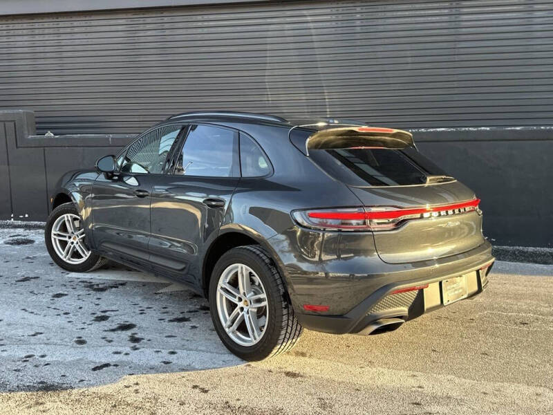 2025 Porsche Macan
