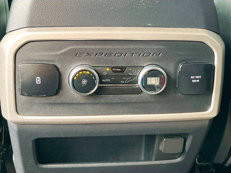 2023 Ford Expedition XLT
