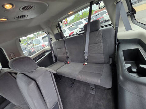 2014 Nissan Armada SV