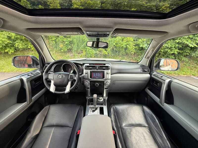2013 Toyota 4Runner SR5