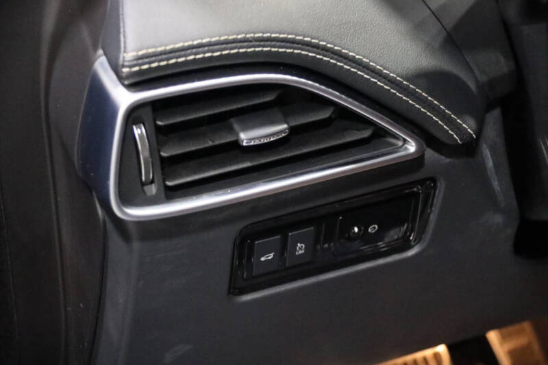 2019 Jaguar F-PACE S