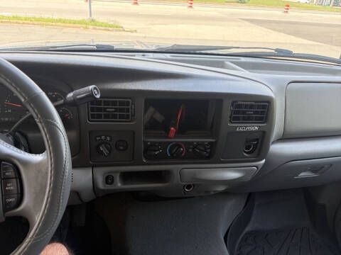 2003 Ford Excursion XLT