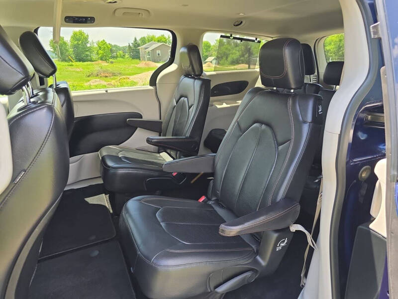 2018 Chrysler Pacifica Touring L