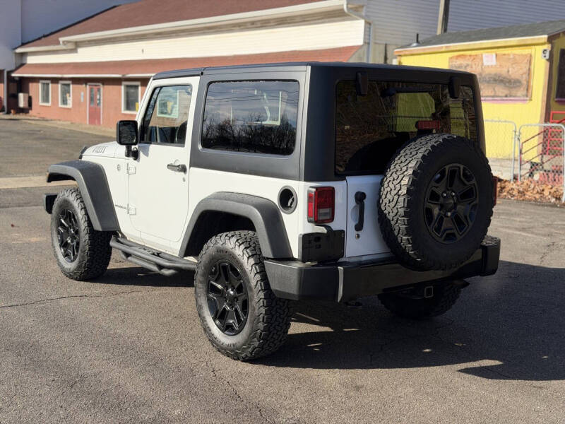 2017 Jeep Wrangler Willys Wheeler W