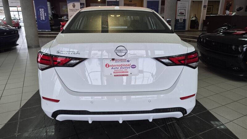 2025 Nissan Sentra SV