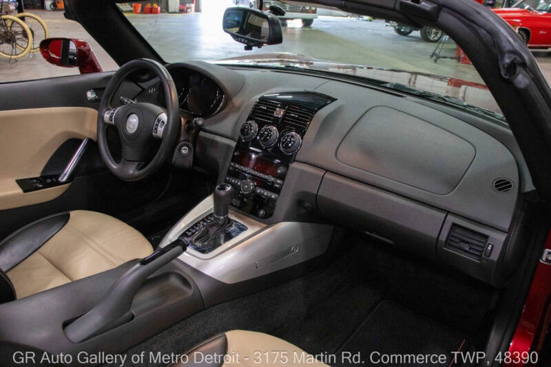 2009 Saturn SKY Red Line