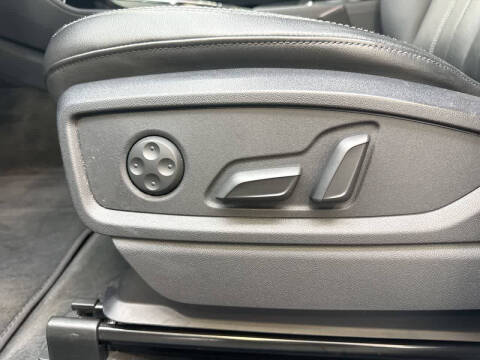 2022 Audi Q5 quattro S line Prem Plus 45 TFSI