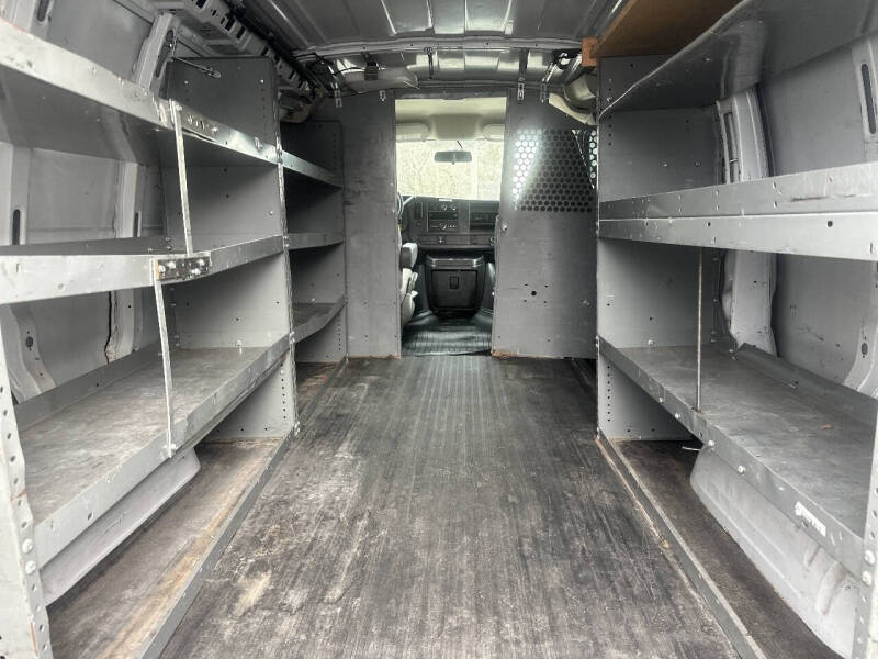 2017 Chevrolet Express 2500