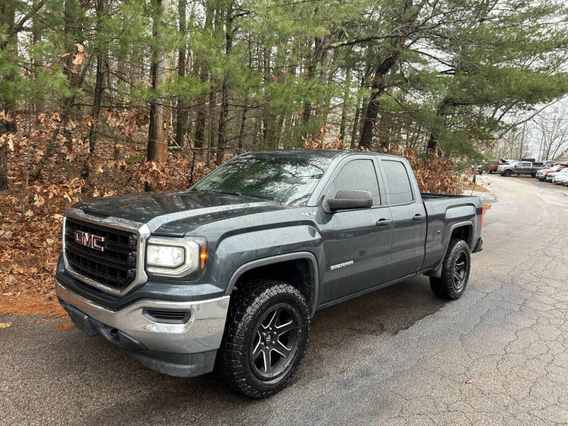 2017 GMC Sierra 1500 Base's photo