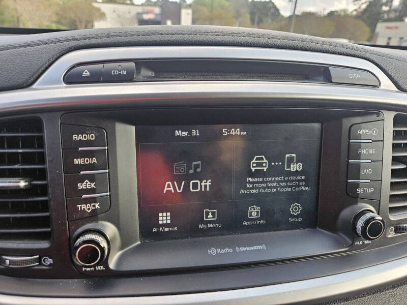 2018 Kia Sorento LX