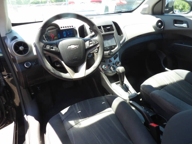2016 Chevrolet Sonic LT Auto