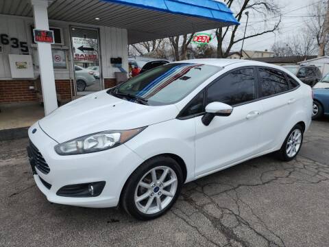2015 Ford Fiesta for sale at New Wheels in Glendale Heights IL