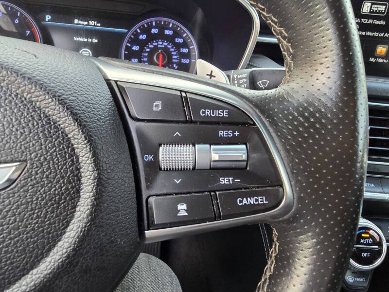 2020 Genesis G70 2.0T