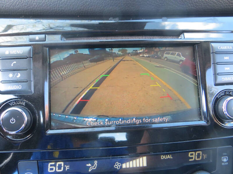 2021 Nissan Rogue Sport SV