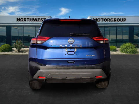 2022 Nissan Rogue SV