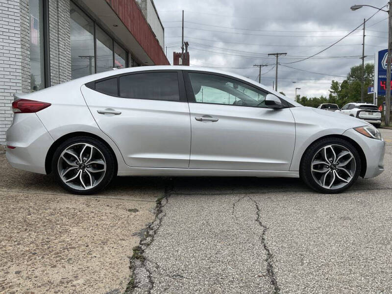 2018 Hyundai Elantra