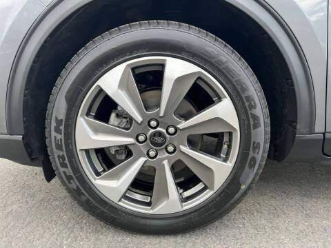 2023 Ford Escape Platinum