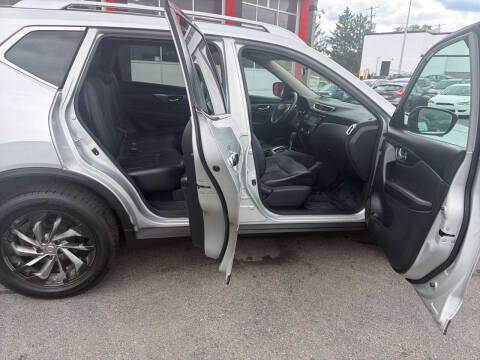 2015 Nissan Rogue SL