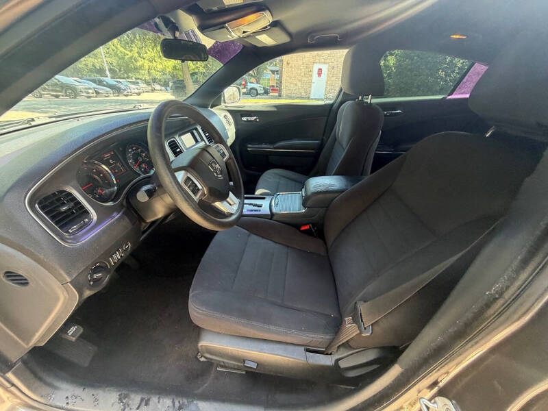 2013 Dodge Charger SE