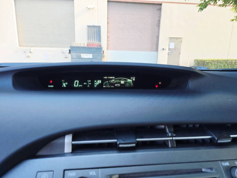 2014 Toyota Prius Plug-in Hybrid