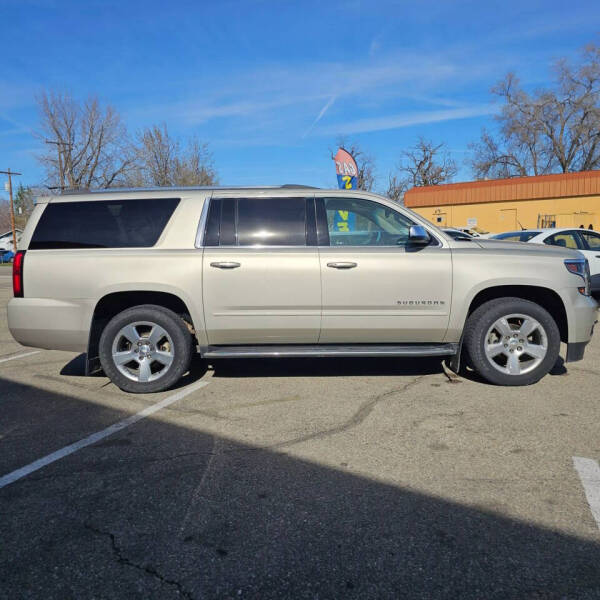 2017 Chevrolet Suburban Premier