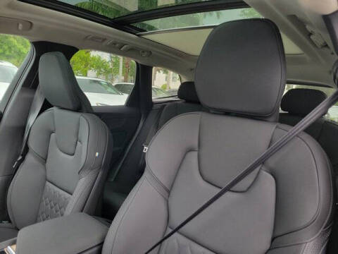 2026 Volvo XC60 B5 Core