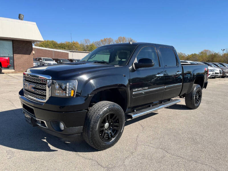 2013 GMC Sierra 2500HD for sale at Auto Mall of Springfield in Springfield IL