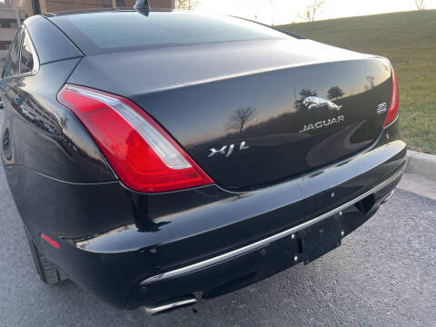 2016 Jaguar XJL Portfolio