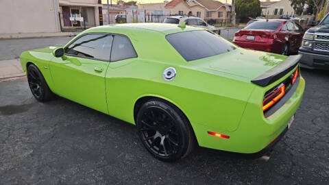 2015 Dodge Challenger R/T Plus
