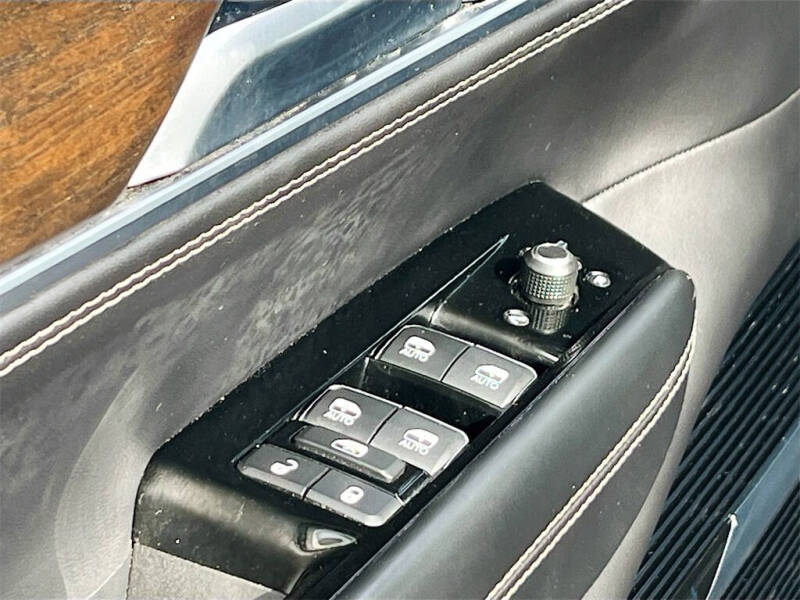 2022 Jeep Grand Wagoneer Series I