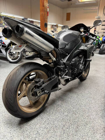 2014 Yamaha YZF-R1