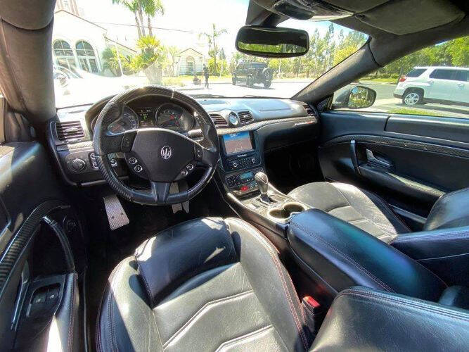 2013 Maserati Gran Turismo