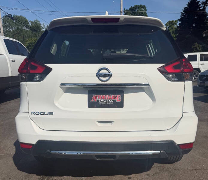 2018 Nissan Rogue S