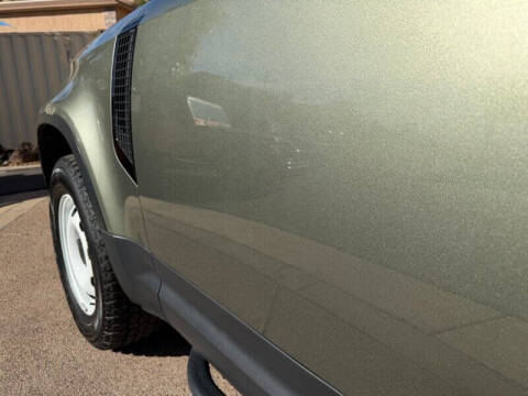 2022 Land Rover Defender 90 Standard