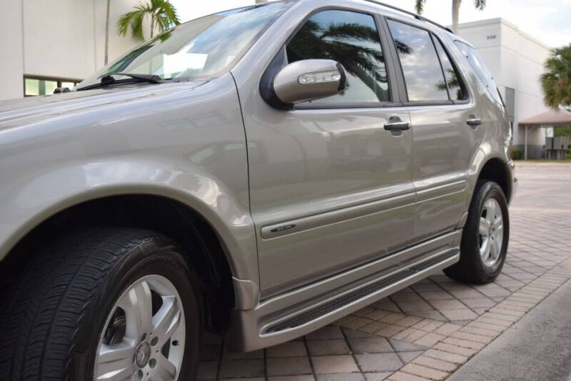 2005 Mercedes-Benz M-Class ML 350