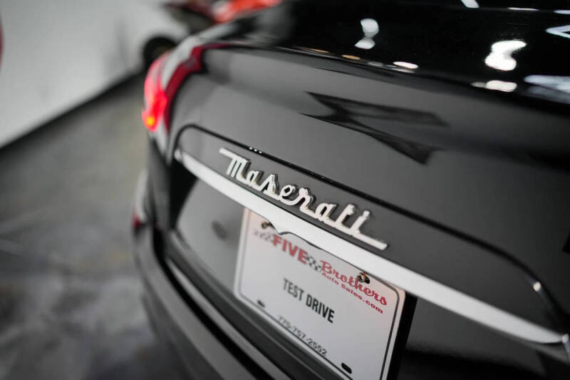 2016 Maserati Ghibli