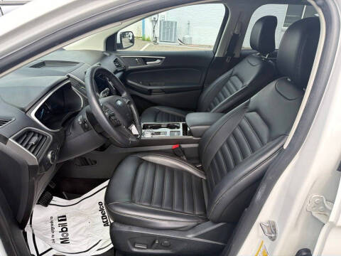 2021 Ford Edge SEL