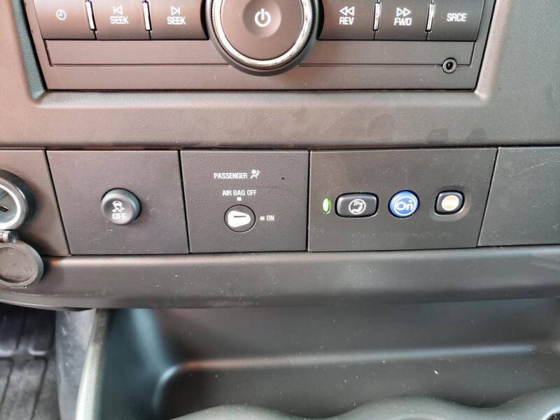 2025 Chevrolet Express 2500