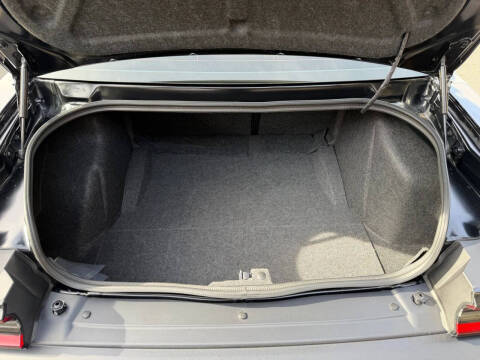 2015 Dodge Challenger SRT Hellcat