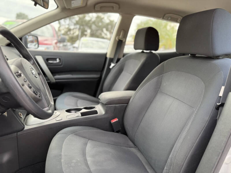 2014 Nissan Rogue Select S