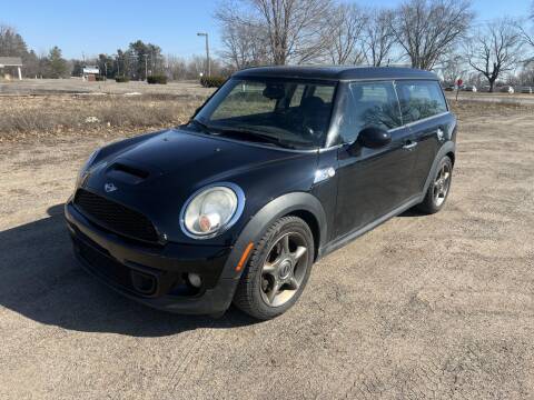 2011 MINI Cooper Clubman for sale at D & T AUTO INC in Columbus MN
