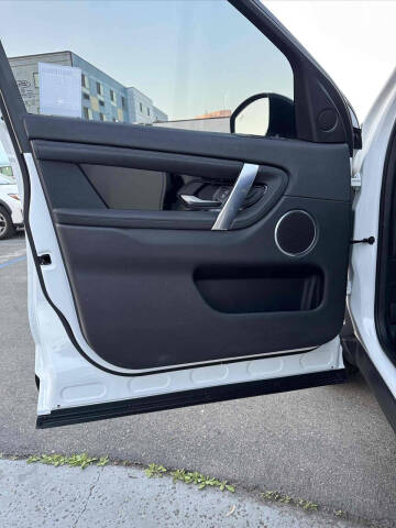 2020 Land Rover Discovery Sport P250 Standard