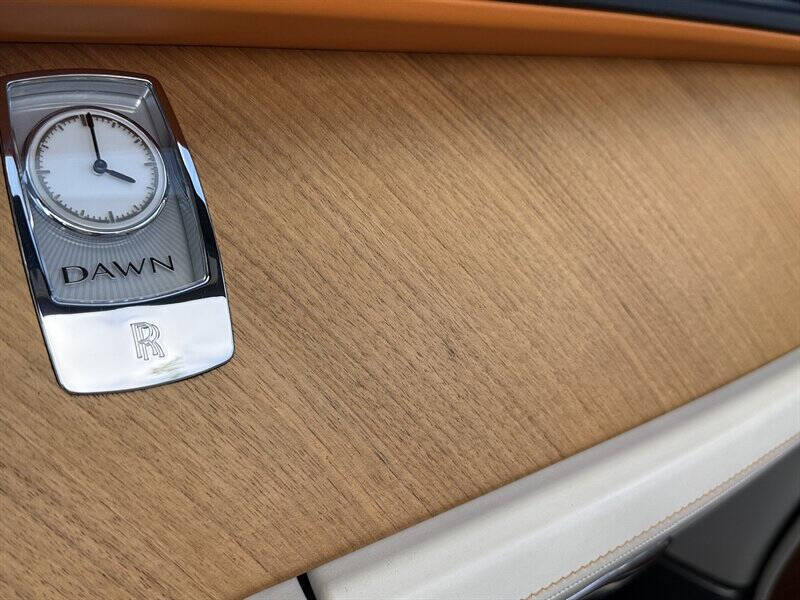2019 Rolls-Royce Dawn 46