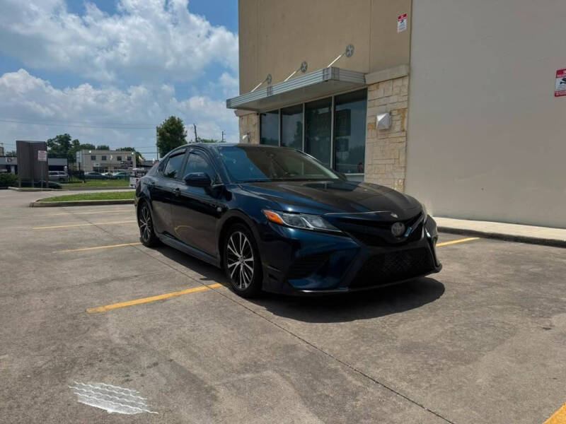 2019 Toyota Camry SE