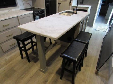 2024 Forest River T322 VIEW