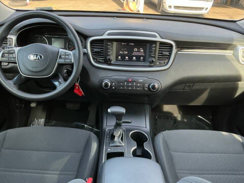 2020 Kia Sorento LX V6