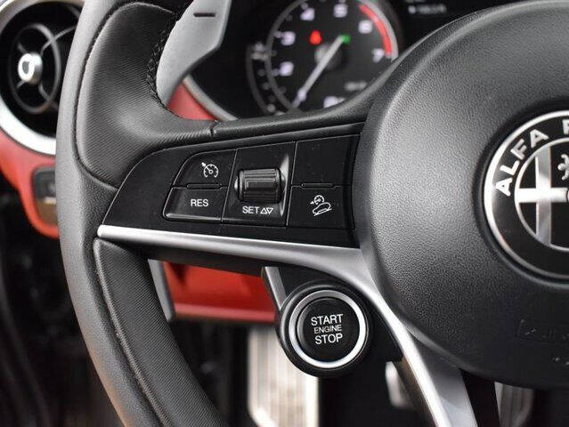 2018 Alfa Romeo Stelvio Ti Sport