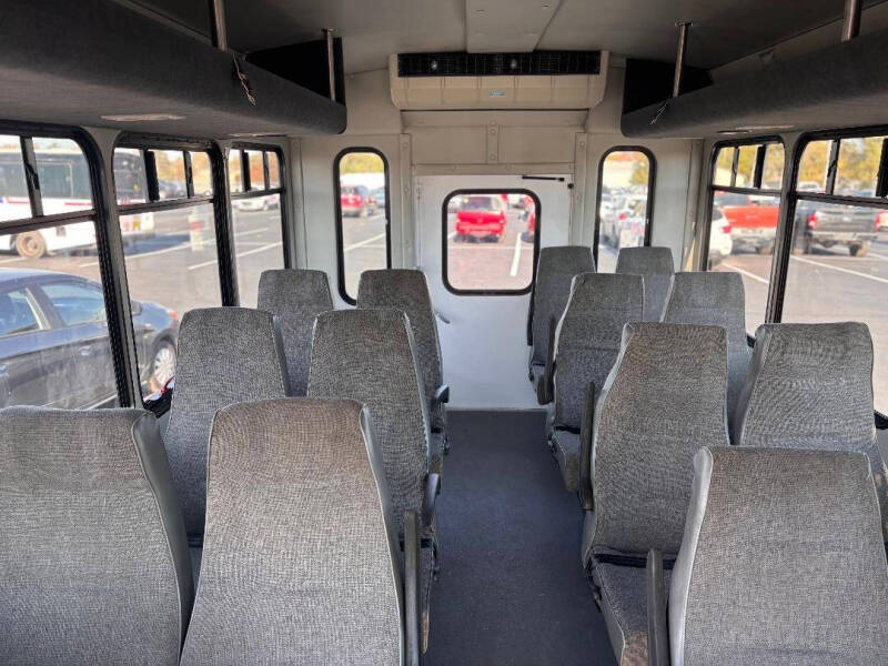 2012 Ford E-Series E-350 SD